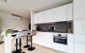 St Antoni Suite2 Stilvolle Ferienwohnung mit Parkplatz in Eisenstadt